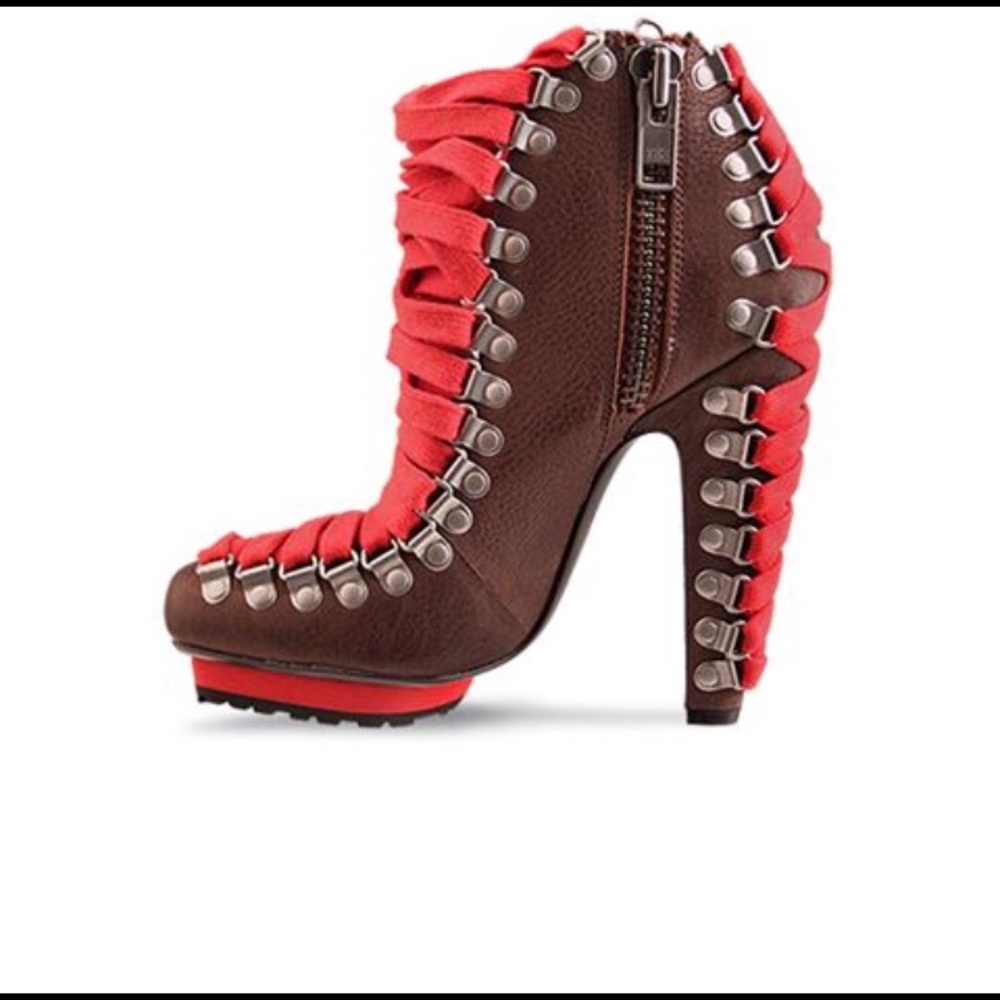 🚫SOLD🚫United nude boot